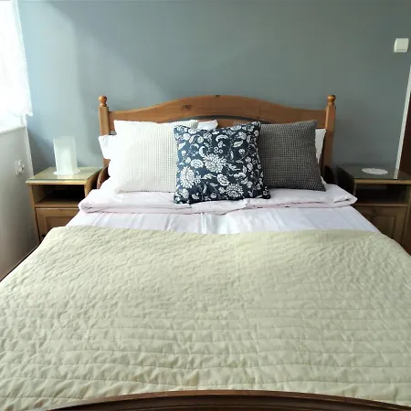 Dom U Artura Проживание в семье