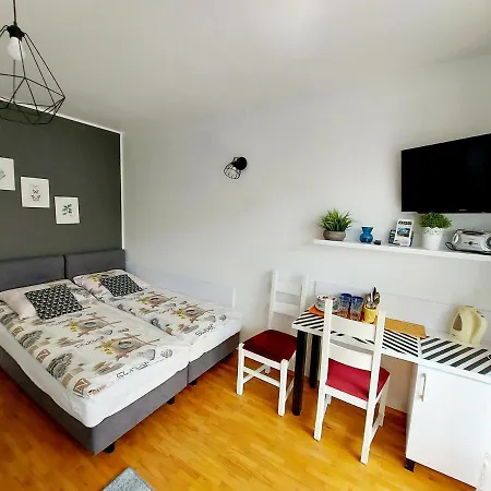 Dom U Artura Проживание в семье Владыславово